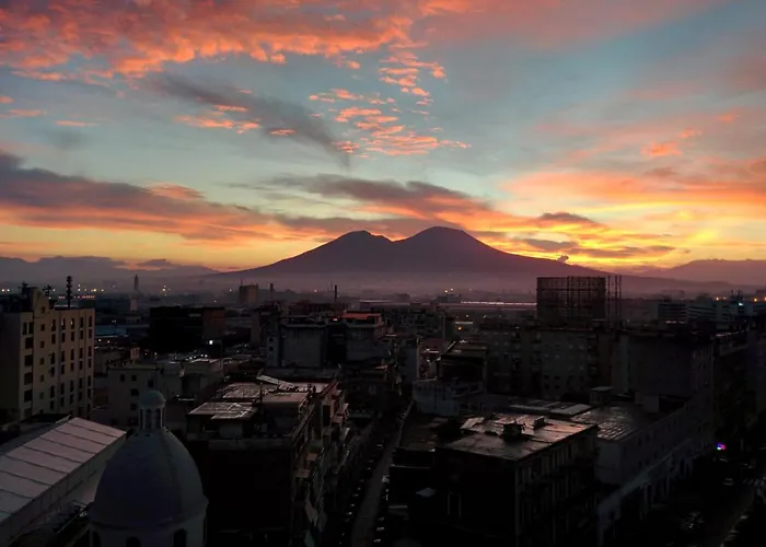 La Bella نابولي